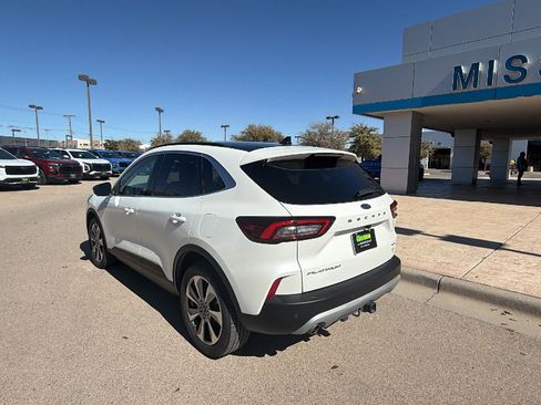 Used 2023 Ford Escape Platinum w/ Class II Trailer Tow Package image 3