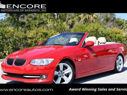 Used 2011 BMW 328i Convertible image 1