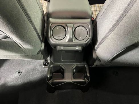 Used 2026 Jeep Wrangler Unlimited Sport AWD/4WD image 40