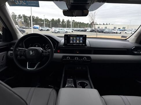 Certified 2025 Honda Pilot EX-L image 15