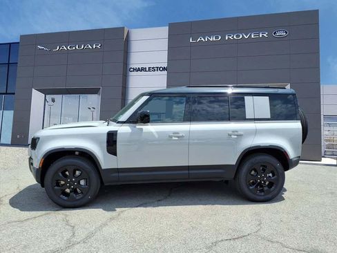 Used 2026 Land Rover Defender 110 S AWD/4WD image 2