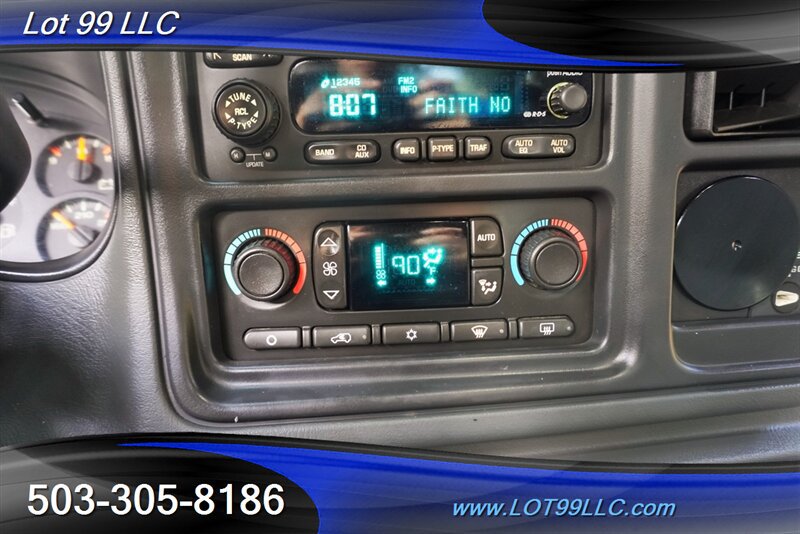Used 2004 GMC Sierra 2500 SLT w/ Heavy-Duty Power Package AWD/4WD image 23