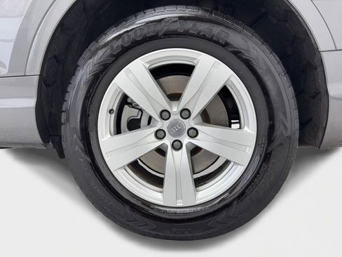 Used 2019 Audi Q7 2.0T Premium Plus w/ Premium Plus Package image 58