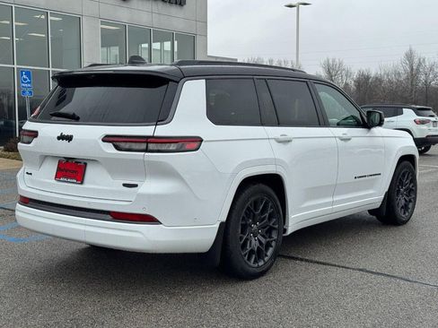 New 2026 Jeep Grand Cherokee L Summit image 4