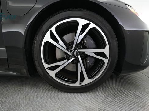 Used 2022 Audi e-tron GT Prestige AWD/4WD image 20