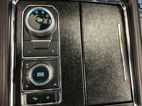 Used 2022 Ford Expedition Max Limited AWD/4WD image 26