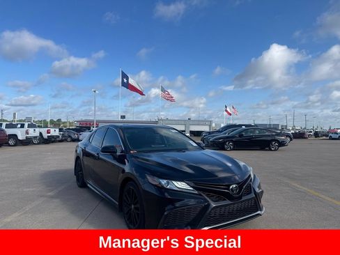 Used 2021 Toyota Camry XSE FWD image 1