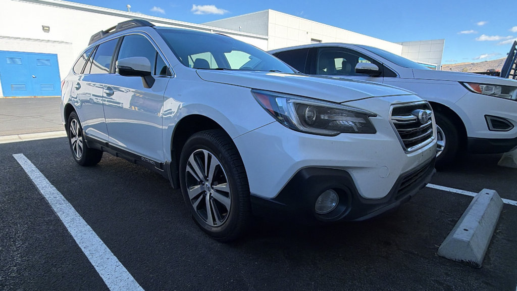Used 2018 Subaru Outback 2.5i Limited AWD/4WD image 1