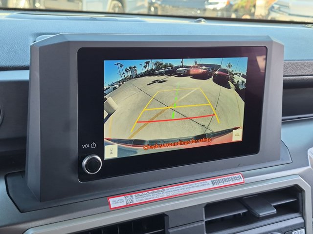 Used 2025 Toyota Tacoma SR5 AWD/4WD image 13
