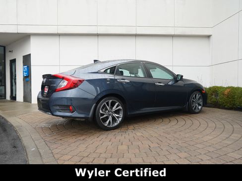 Used 2021 Honda Civic Touring image 3