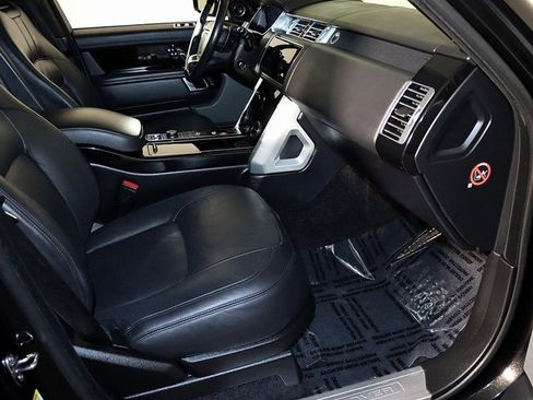 Used 2019 Land Rover Range Rover HSE image 40