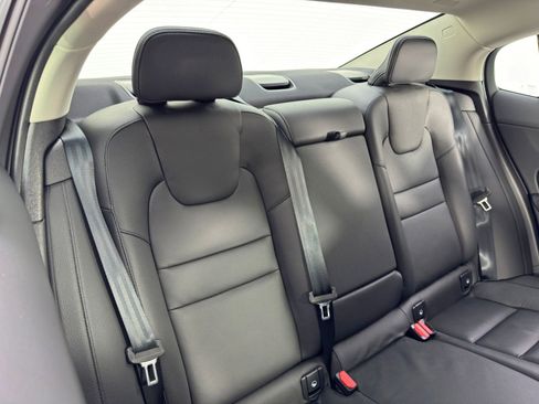 Used 2023 Volvo S60 T8 Plus AWD/4WD image 41