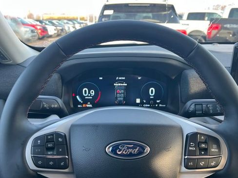 Used 2026 Ford Explorer Active w/ Active Comfort Package image 25