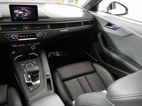 Used 2017 Audi A4 2.0T allroad Premium Plus w/ Premium Plus Package image 29