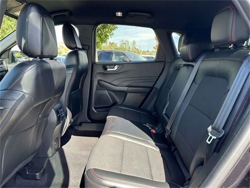 Certified 2024 Ford Escape ST-Line w/ Tech Pack #1 image 21