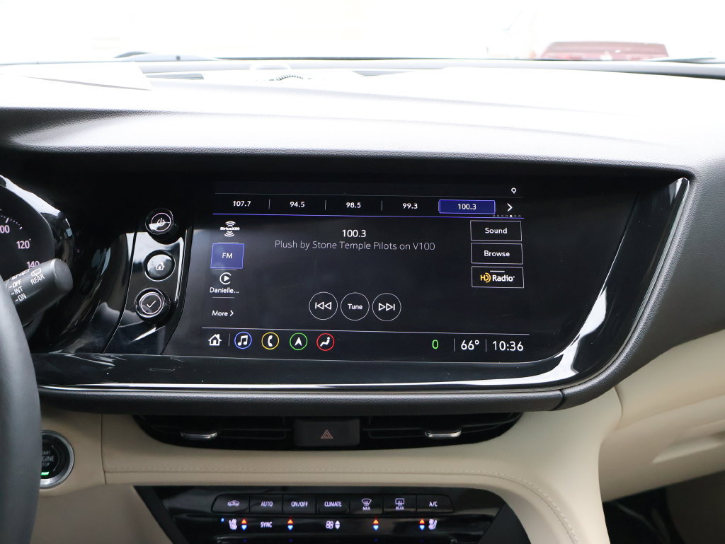 Used 2023 Buick Envision Avenir FWD image 24