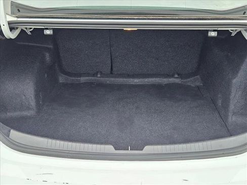 Used 2025 Chevrolet Malibu LT image 6