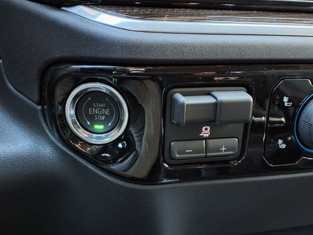 New 2026 Chevrolet Silverado 1500 RST w/ Texas Edition Plus AWD/4WD image 13