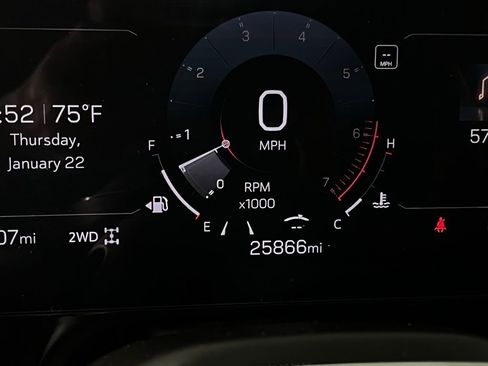 Used 2025 GMC Yukon Denali image 19