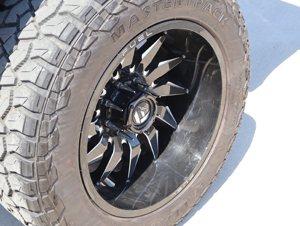 Used 2021 Ford F250 Platinum w/ FX4 Off-Road Package AWD/4WD image 45