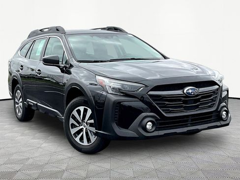 Used 2023 Subaru Outback AWD/4WD image 3