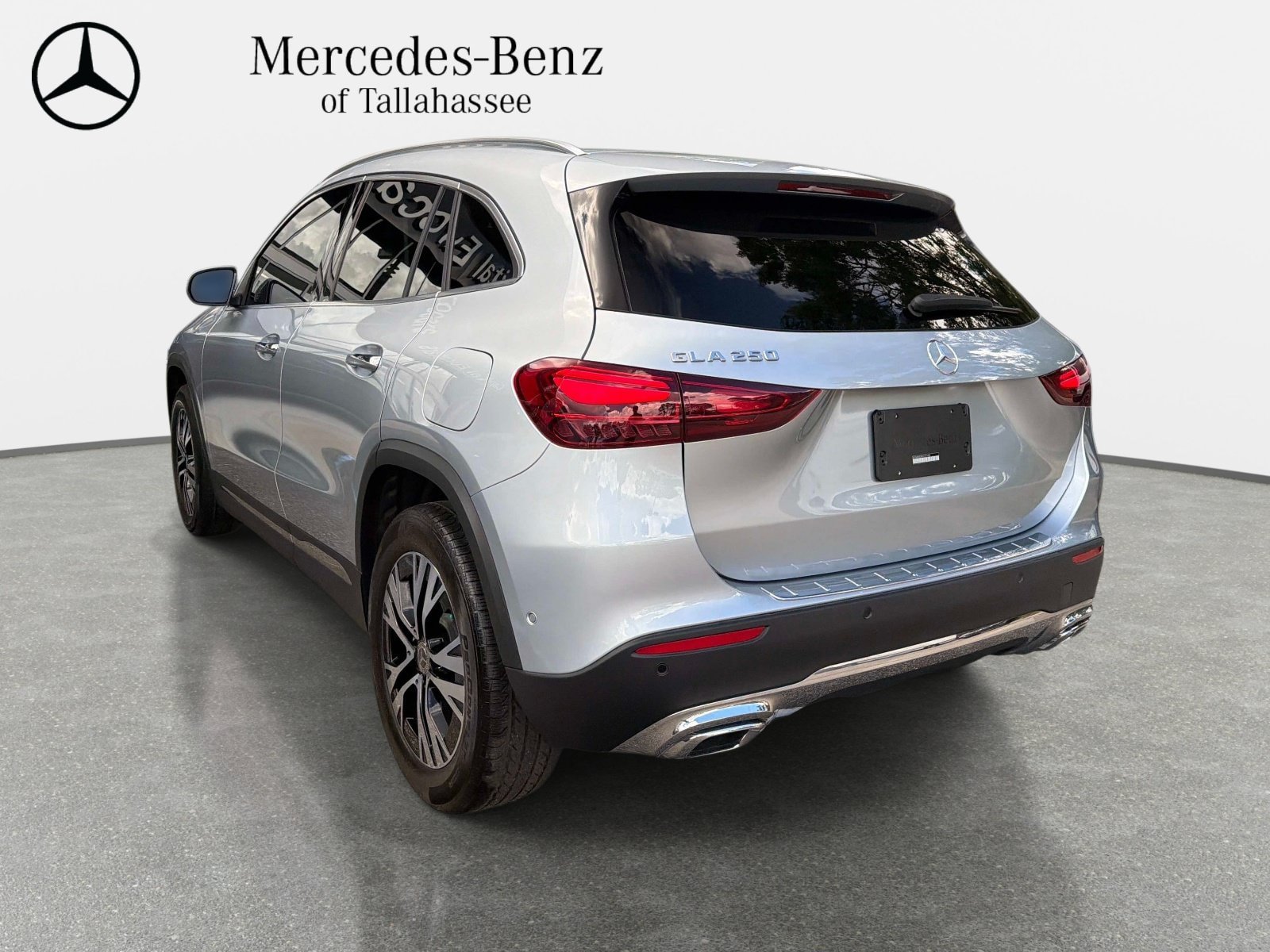 Certified 2025 Mercedes-Benz GLA 250 image 7