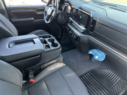 Certified 2024 Chevrolet Silverado 3500 LT image 21