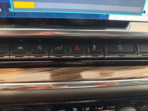 Certified 2023 Chevrolet Silverado 1500 RST AWD/4WD image 18