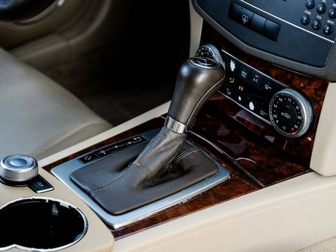 Used 2011 Mercedes-Benz C 300 C 300 Luxury Sedan 4D w/ Premium 1 Pkg image 25