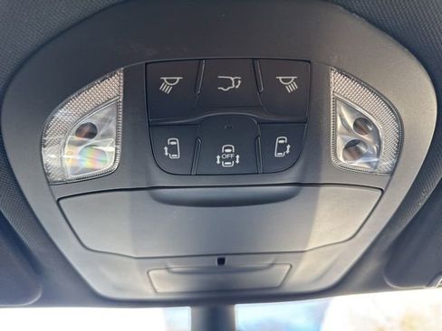 New 2026 Chrysler Voyager LX image 20