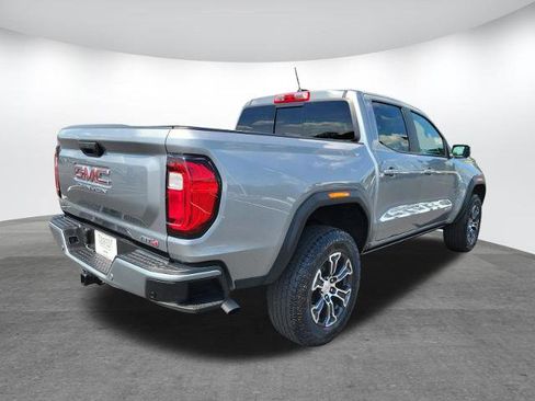 Used 2023 GMC Canyon AT4 w/ AT4 Premium Package AWD/4WD image 5