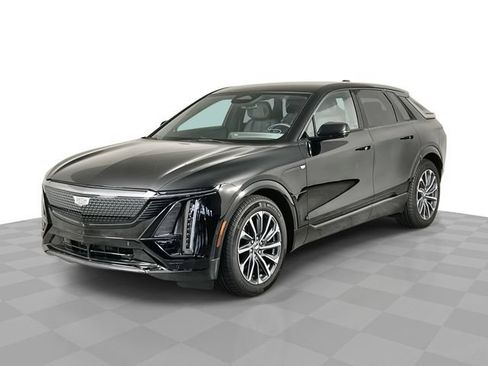 Used 2024 Cadillac Lyriq Sport RWD image 1