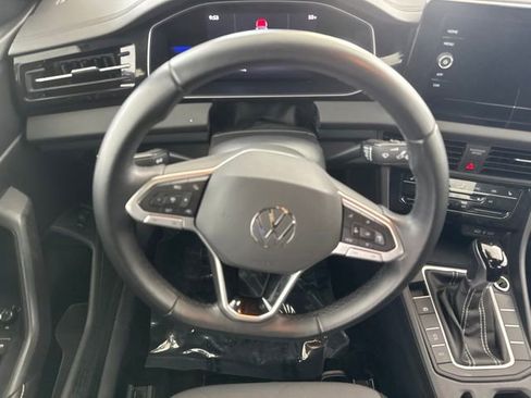 Used 2025 Volkswagen Jetta Sport FWD image 28