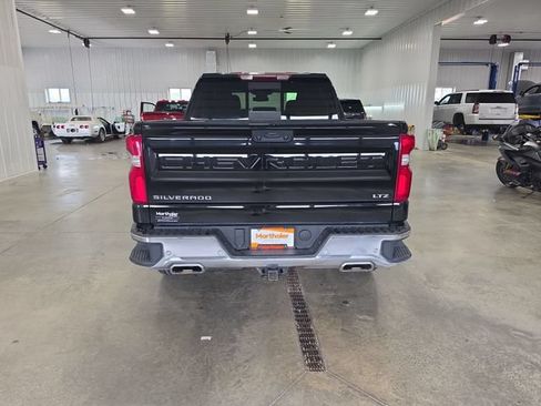 Used 2024 Chevrolet Silverado 1500 LTZ AWD/4WD image 7