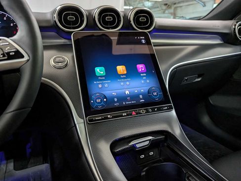 Used 2025 Mercedes-Benz C 300 4MATIC Sedan image 29