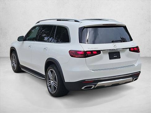 Used 2025 Mercedes-Benz GLS 450 4MATIC image 7