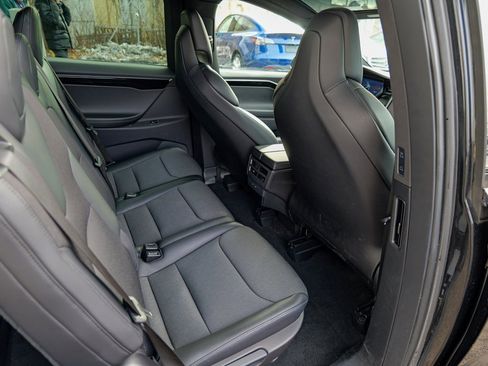 Used 2018 Tesla Model X 75D image 28