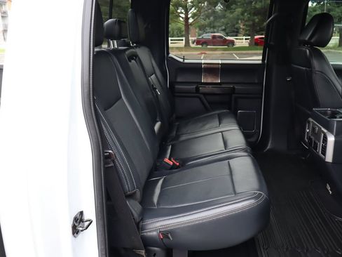 Used 2022 Ford F250 Lariat w/ Lariat Ultimate Package AWD/4WD image 21