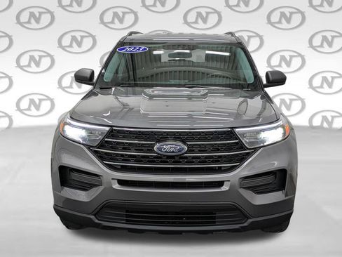 Used 2023 Ford Explorer XLT AWD/4WD image 21