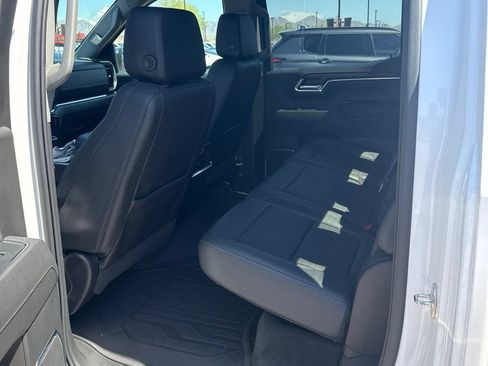 Used 2023 GMC Sierra 1500 SLT w/ SLT Convenience Package AWD/4WD image 3