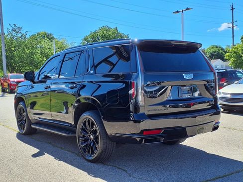 Certified 2023 Cadillac Escalade Sport w/ LPO, ONYX Package AWD/4WD image 7