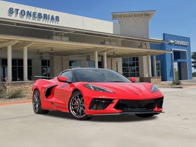 Used 2025 Chevrolet Corvette Stingray Premium Conv w/ Z51 Performance Package RWD image 2