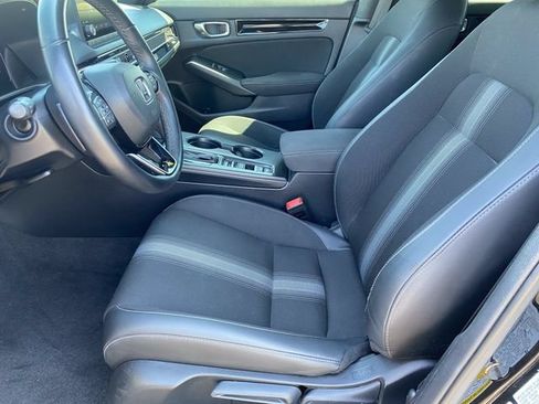 Used 2025 Honda Civic Sport image 16