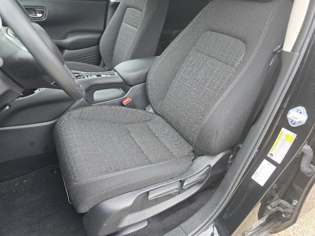 Used 2026 Honda HR-V LX image 24