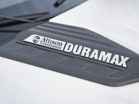 Used 2022 Chevrolet Silverado 3500 LT w/ Convenience Package image 11