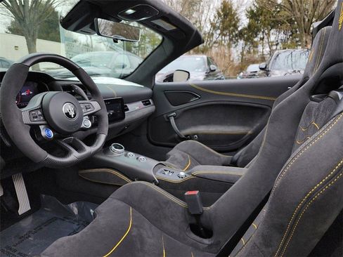 New 2024 Maserati MC20 Cielo image 13