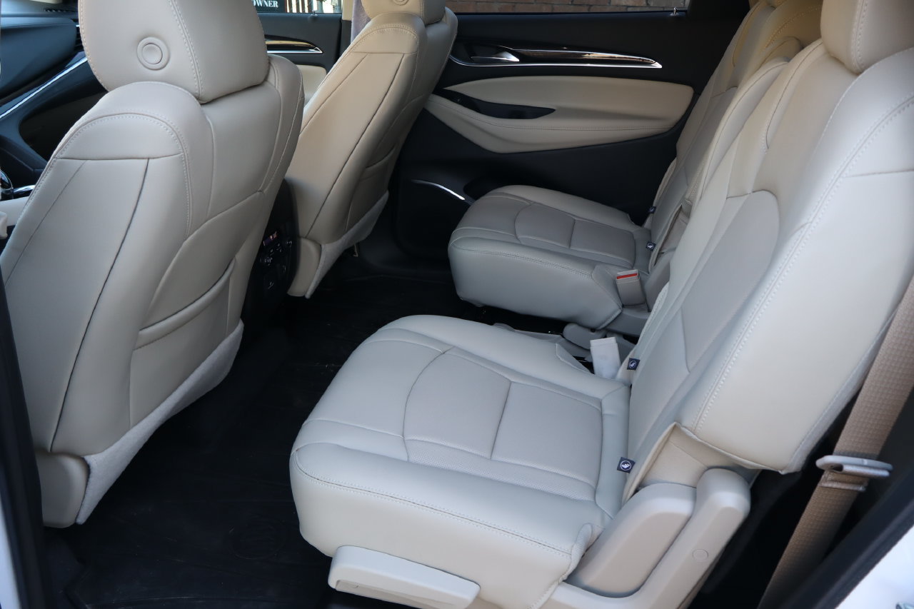 Used 2019 Buick Enclave Premium FWD image 5