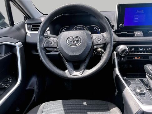 Used 2024 Toyota RAV4 LE AWD/4WD image 6