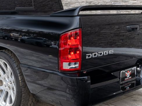 Used 2004 Dodge Ram 1500 Truck 2dr Reg Cab 120.5 WB SRT-10 image 21