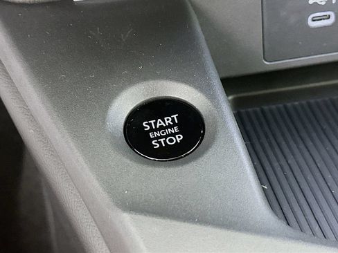 New 2026 Nissan Sentra SV w/ SV Convenience Package FWD image 19